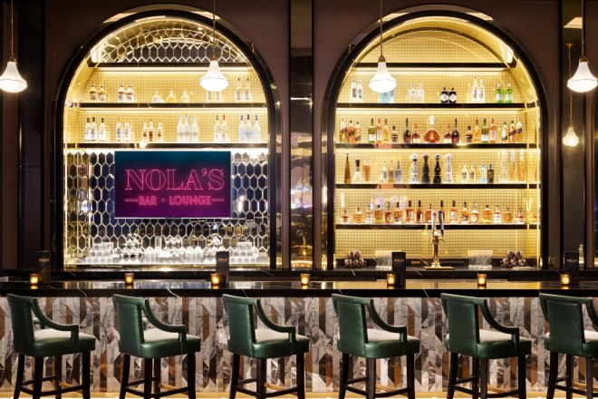 Nola's Bar