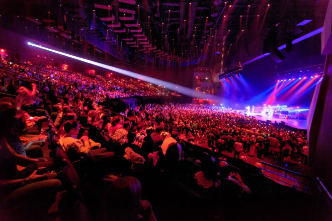 Ovation Hall concert